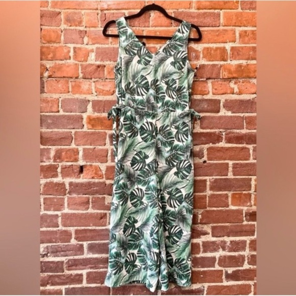Dalia Tropical Monstera Leaf Print V-Neck Wide Leg Jumpsuit Green White Size‎ 2